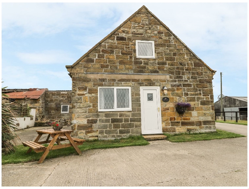 Foxhunter Cottage a holiday cottage rental for 4 in Hawsker, 