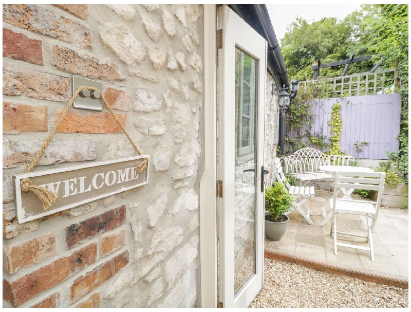 Apple Tree Cottage a holiday cottage rental for 3 in Dorchester, 
