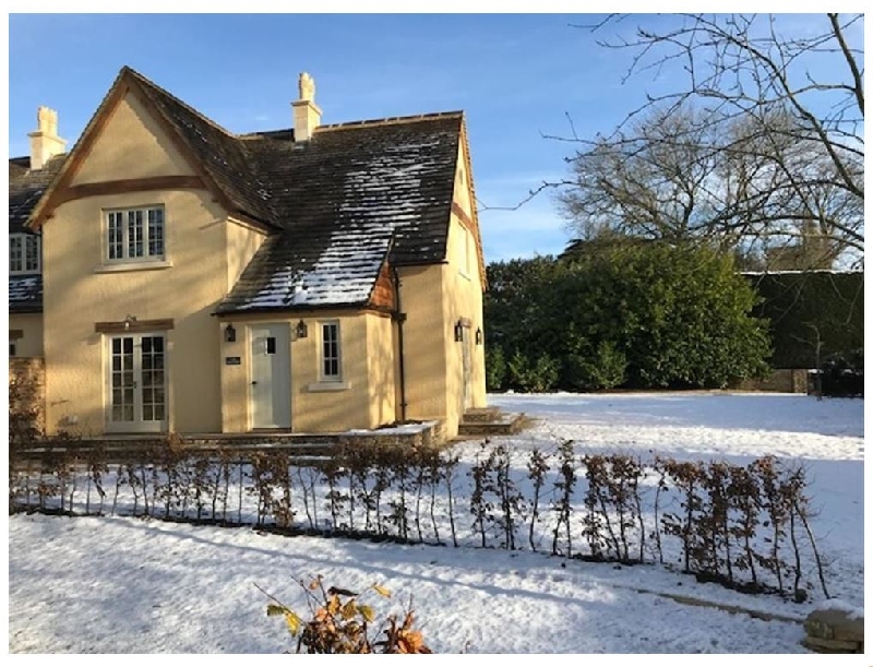 The Rectory a holiday cottage rental for 4 in Tetbury, 