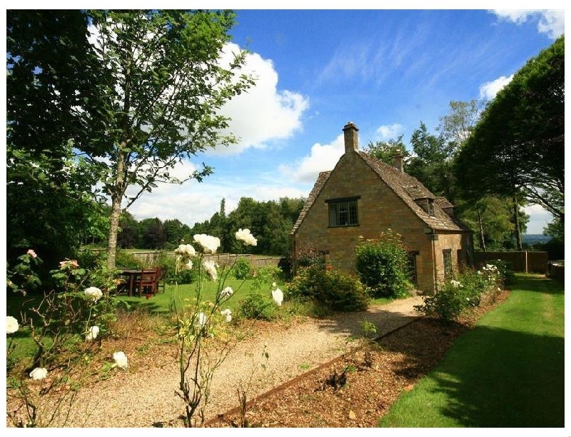 Windy Ridge Cottage a holiday cottage rental for 6 in Longborough, 