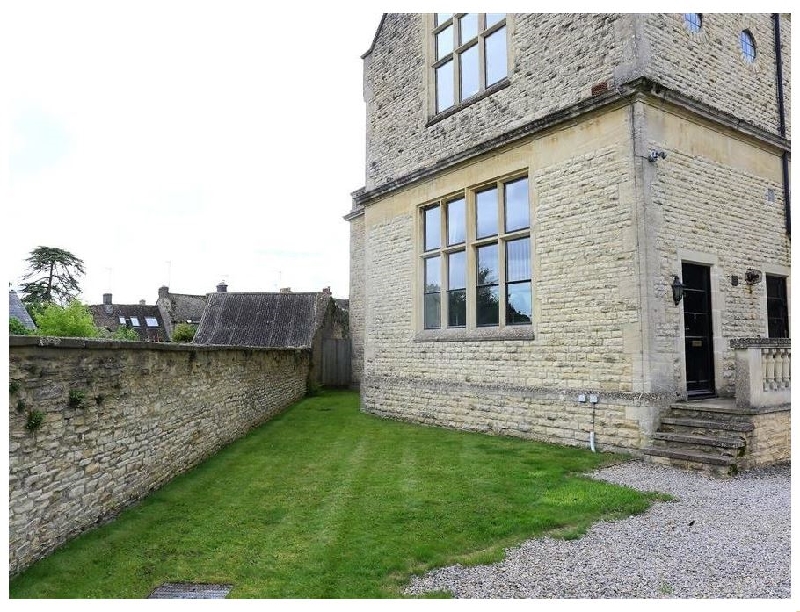The Old School House a holiday cottage rental for 2 in Stow-On-The-Wold, 