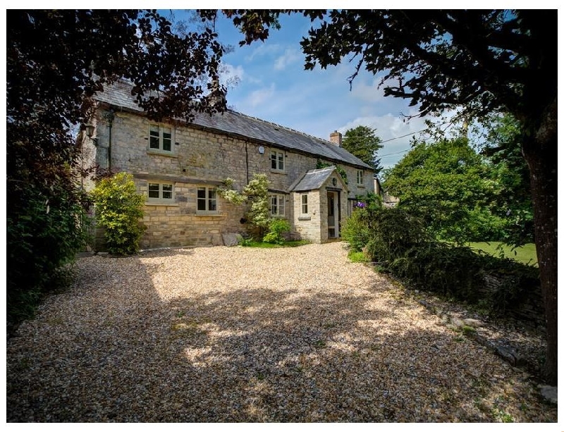 Yew Tree Cottage a holiday cottage rental for 6 in Northleach, 