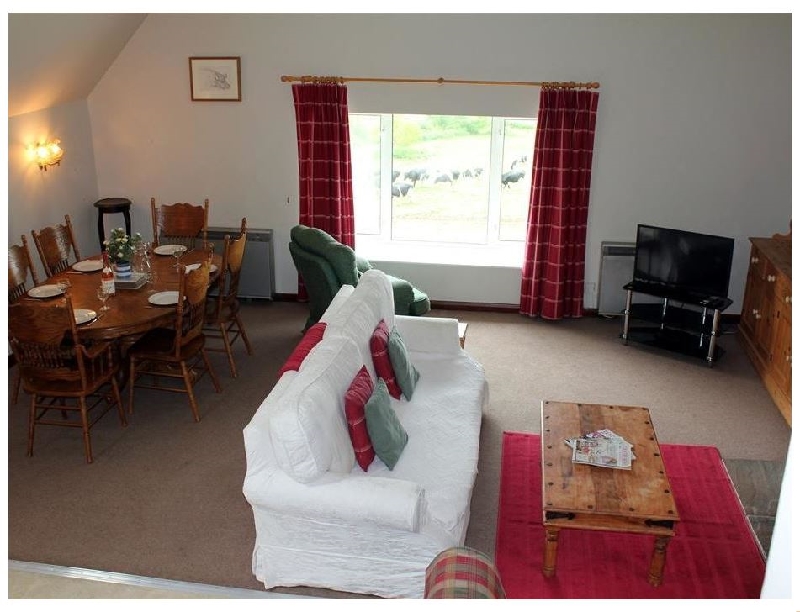 The Granary a holiday cottage rental for 4 in Malmesbury, 