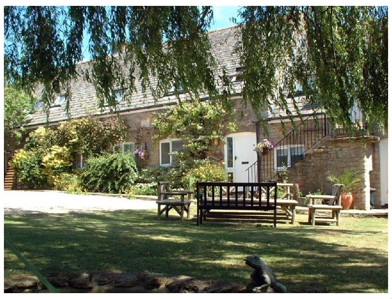 Cow Byre a holiday cottage rental for 7 in Malmesbury, 