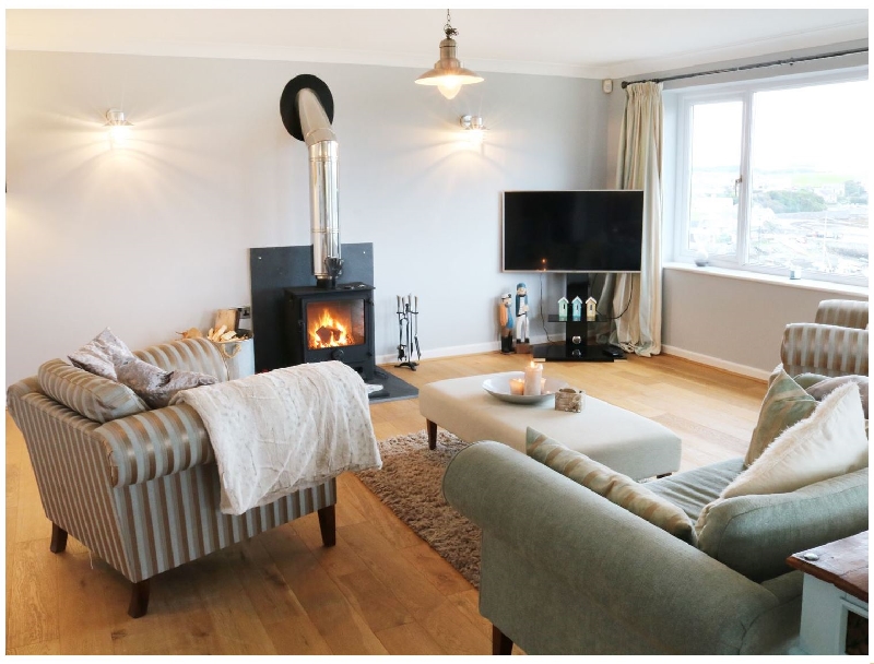 Cable House a holiday cottage rental for 6 in Cemaes Bay, 