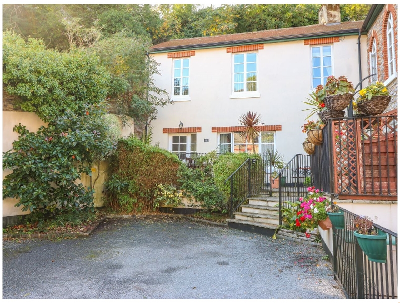 4 Old Mill Court a holiday cottage rental for 4 in Brixham, 