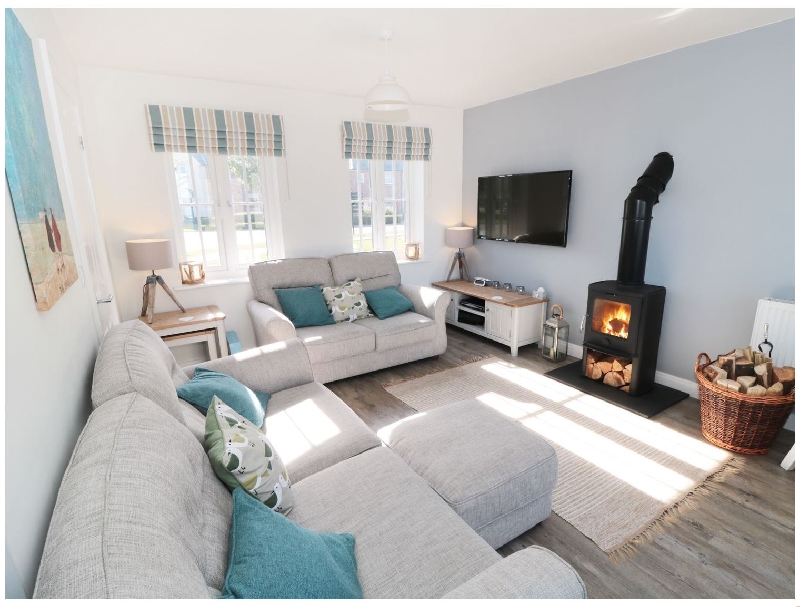 Lantern House a holiday cottage rental for 4 in Filey, 