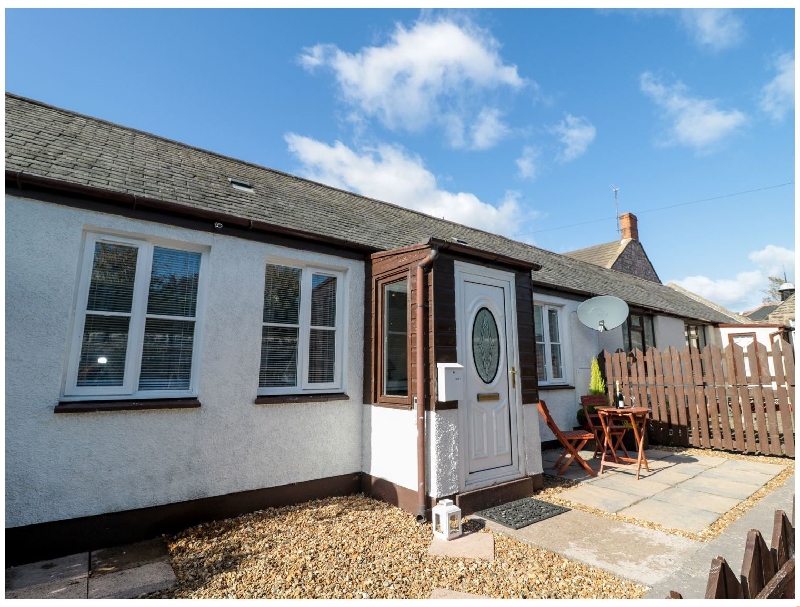Olivdan cottage a holiday cottage rental for 2 in Berwick-Upon-Tweed, 
