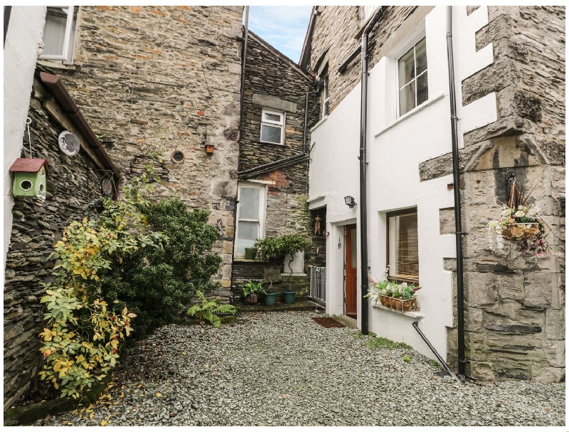 Granary Nook a holiday cottage rental for 6 in Bowness-On-Windermere, 