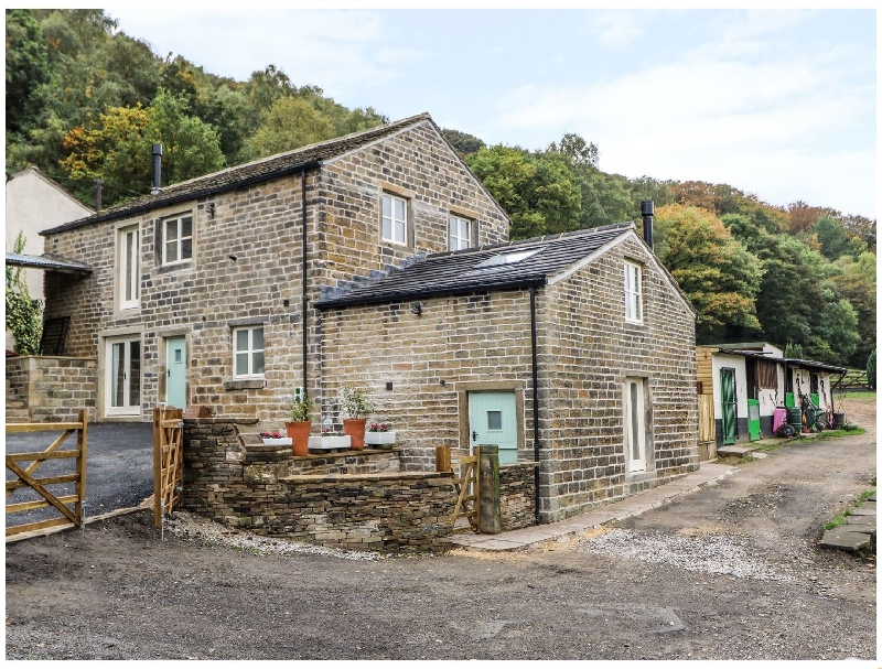 The Stables a holiday cottage rental for 2 in Honley, 