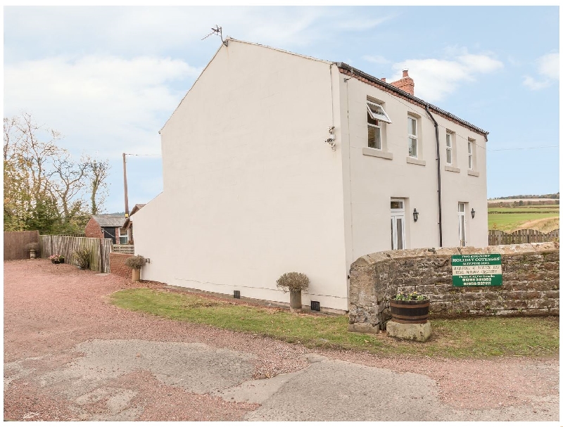 St Cuthbert's Cottage a holiday cottage rental for 4 in Beal, 