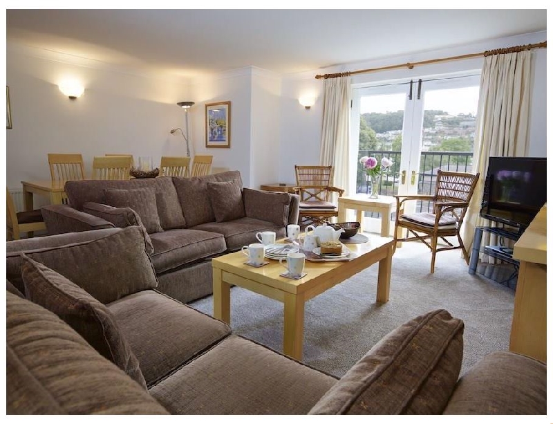 10 Dartmouth House a holiday cottage rental for 6 in Dartmouth, 