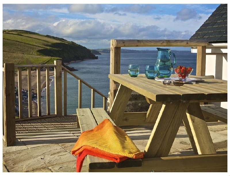 1 The Coach House a holiday cottage rental for 6 in Hallsands, 