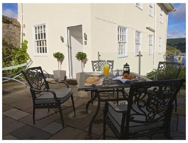 Balmoral House a holiday cottage rental for 4 in Dartmouth, 