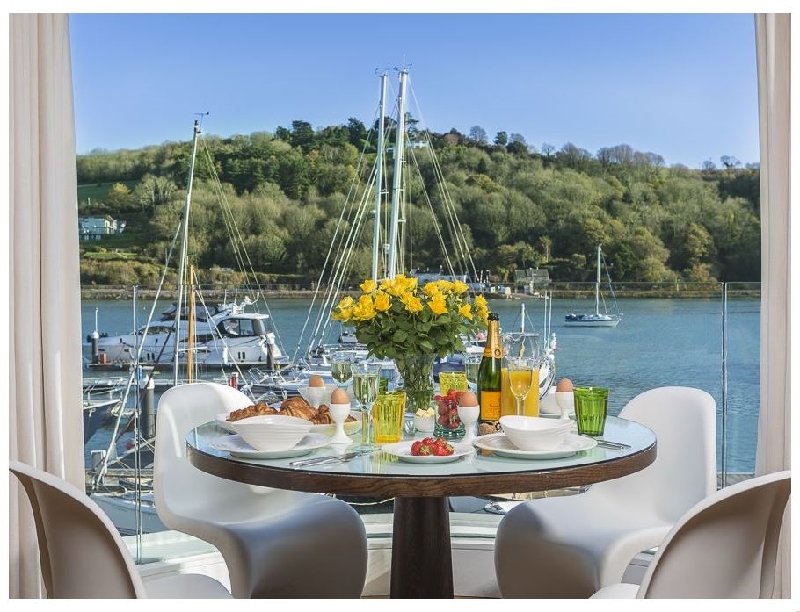32 Dart Marina a holiday cottage rental for 4 in Dartmouth, 
