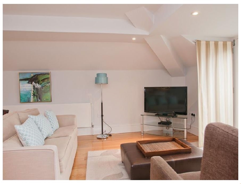 45 Dart Marina a holiday cottage rental for 4 in Dartmouth, 