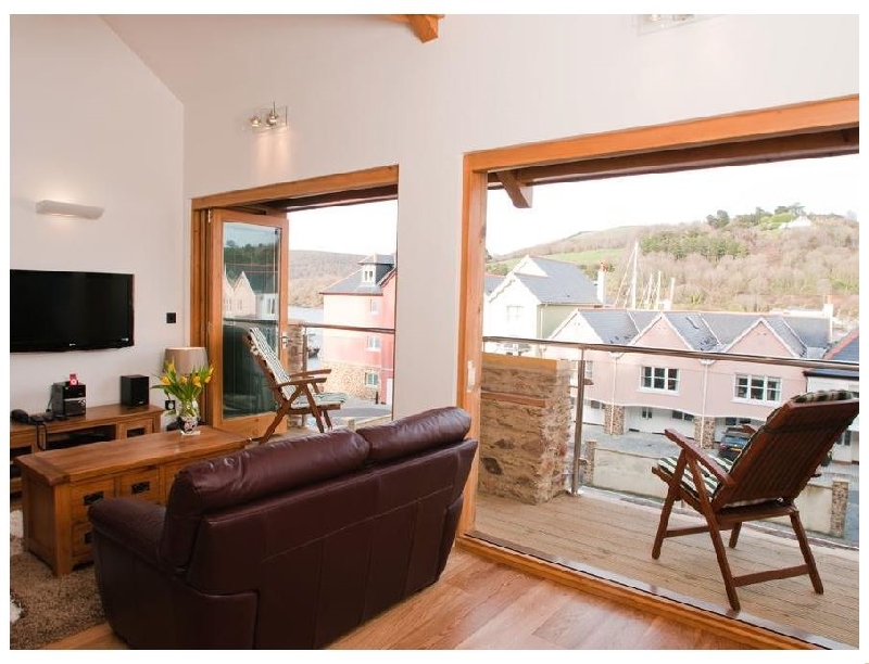 Quay Lodge a holiday cottage rental for 4 in Dartmouth, 