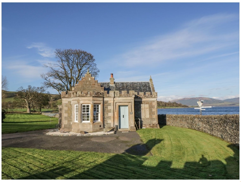 The Gate Lodge a holiday cottage rental for 2 in Port Bannatyne, 