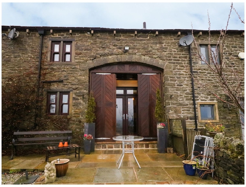 Duck Pond Barn a holiday cottage rental for 8 in Barnoldswick, 