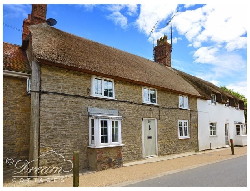 River Cottage a holiday cottage rental for 4 in Burton Bradstock, 