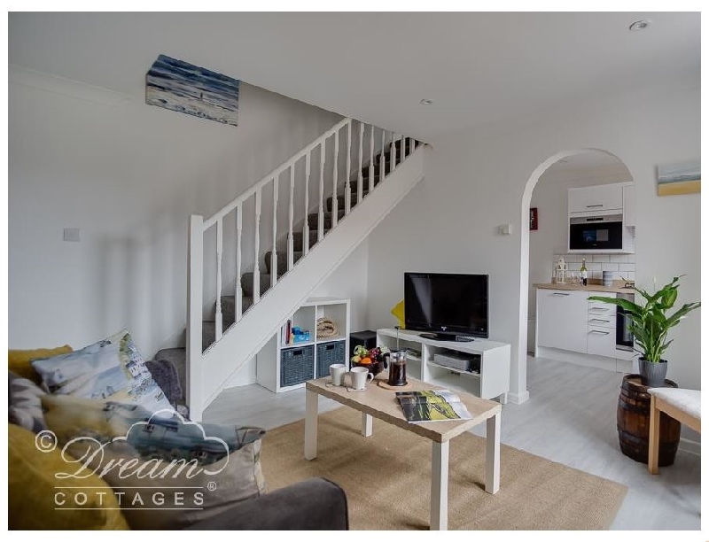 Sea Drift a holiday cottage rental for 2 in Weymouth, 