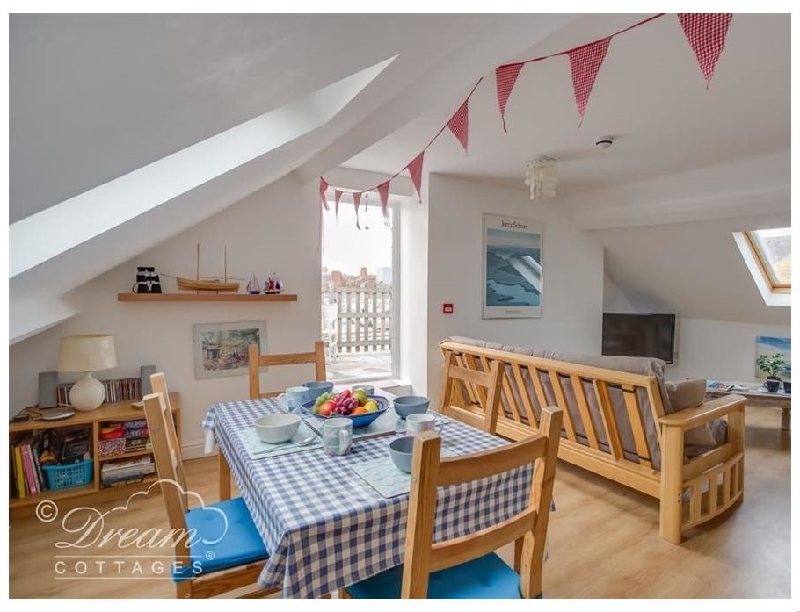 Skyview a holiday cottage rental for 4 in Weymouth, 