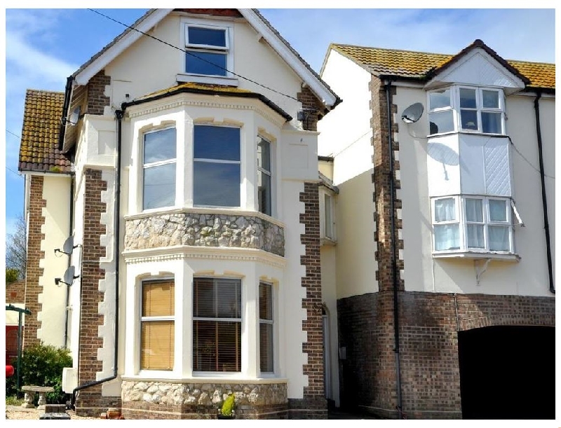 Star Fish Apartment a holiday cottage rental for 4 in Weymouth, 