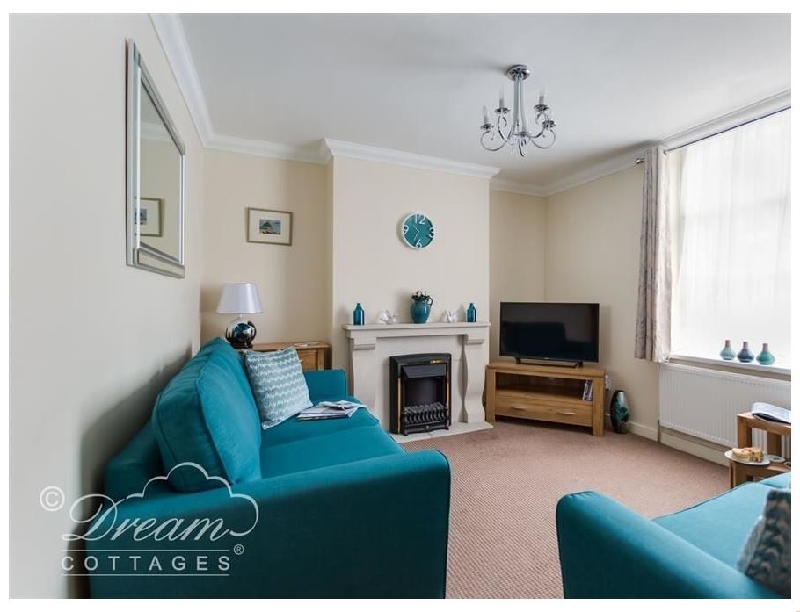 Teal Cottage a holiday cottage rental for 6 in Weymouth, 