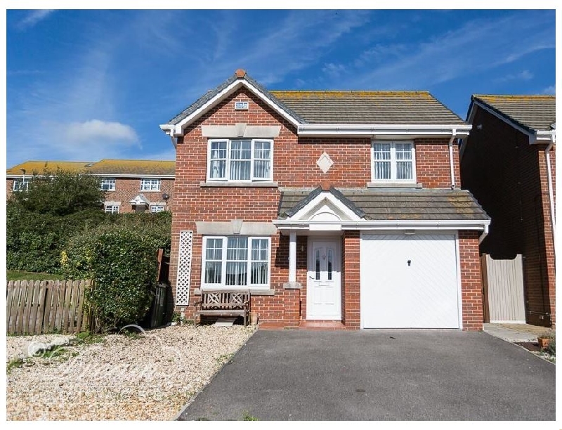 Tides Reach a holiday cottage rental for 5 in Wyke Regis, 