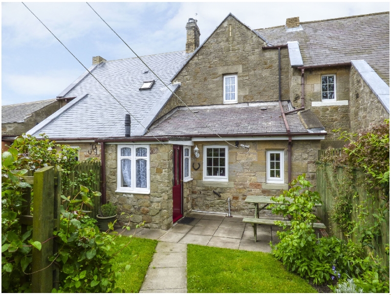 Middle Cottage a holiday cottage rental for 3 in High Hauxley , 