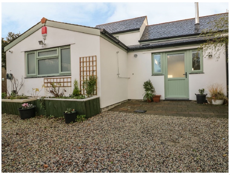 An Bowji a holiday cottage rental for 7 in Newquay, 