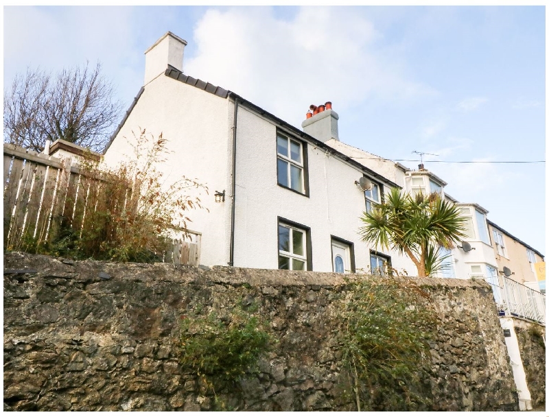 Rock House a holiday cottage rental for 4 in Menai Bridge, 