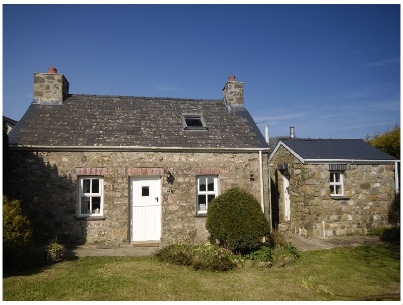 Ann Perrots Cottage a holiday cottage rental for 4 in Castlemorris , 