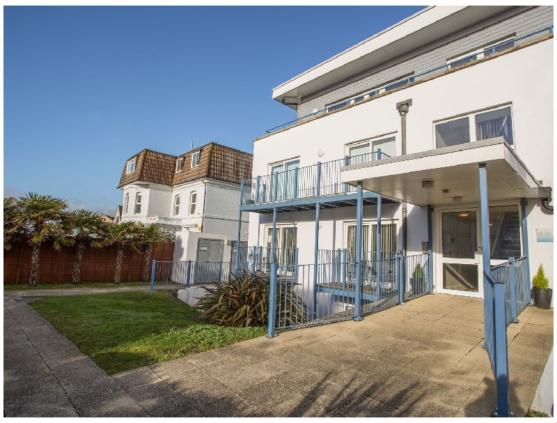 Blue Waters 8 a holiday cottage rental for 4 in Southbourne, 