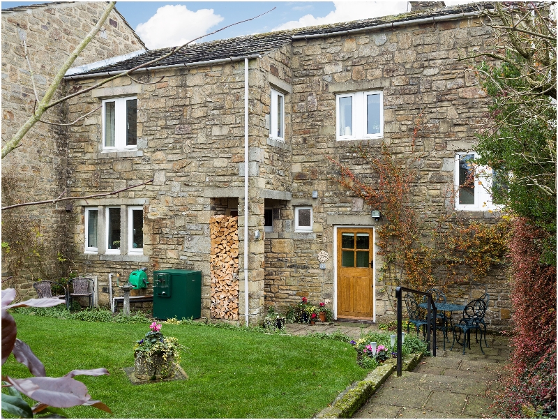 Bramble Cottage a holiday cottage rental for 6 in Hetton, 