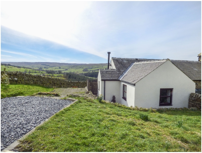 Dale View Cottage a holiday cottage rental for 4 in Allendale, 