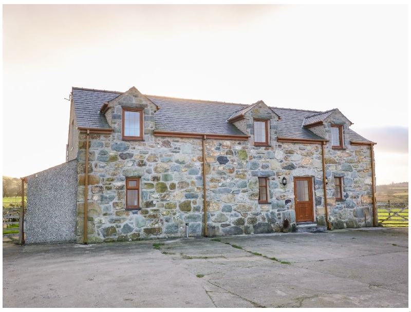 Stabl a holiday cottage rental for 6 in Pwllheli, 