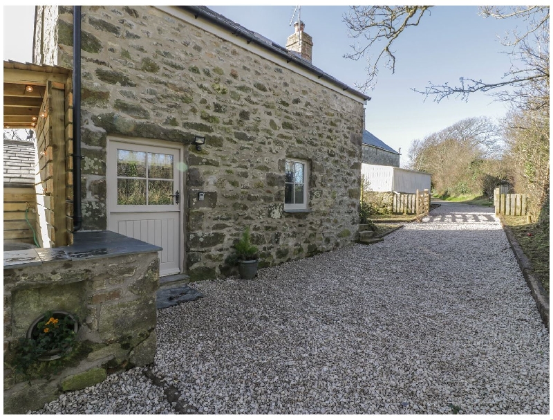 Click here for more about Owl Cottage