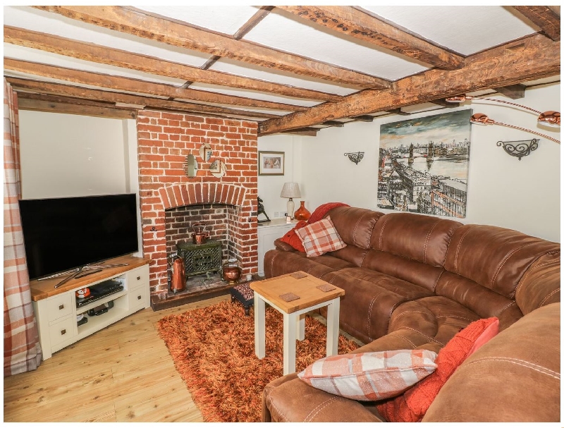 Chapel Cottage a holiday cottage rental for 6 in Pewsey, 