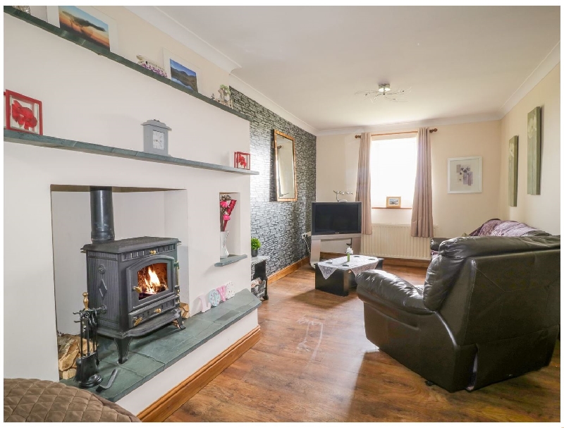 Bank House a holiday cottage rental for 6 in Wigton, 