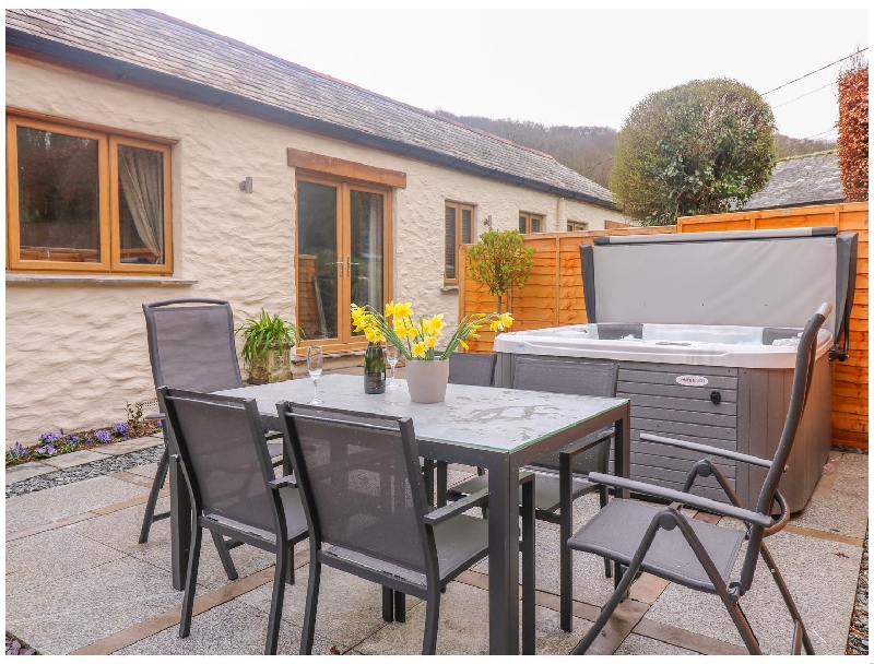 Higher Mill Barn a holiday cottage rental for 4 in Lostwithiel, 