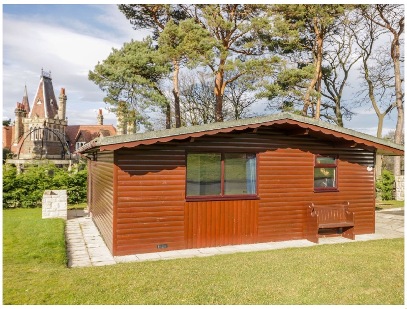 Foxglove Lodge a holiday cottage rental for 2 in Saltburn-By-The-Sea, 