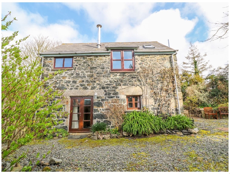 Higher Lampra a holiday cottage rental for 2 in Mullion, 