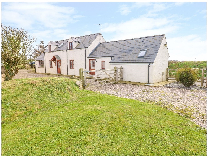Maerdy Cwtch a holiday cottage rental for 6 in Solva, 
