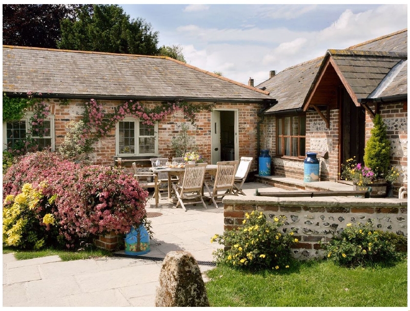 Churn House a holiday cottage rental for 8 in Dewlish, 