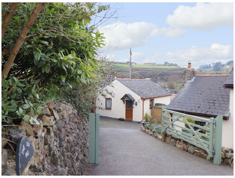 The Lily Pad a holiday cottage rental for 2 in Camborne, 