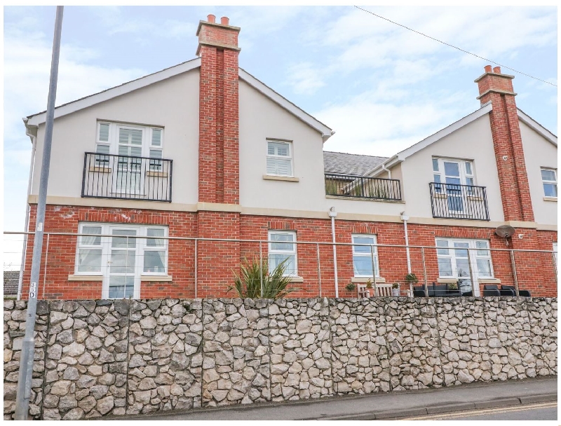The Penthouse a holiday cottage rental for 4 in Benllech, 
