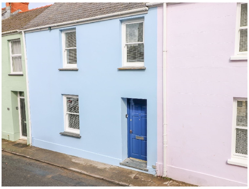 5 Park Place a holiday cottage rental for 6 in Tenby, 