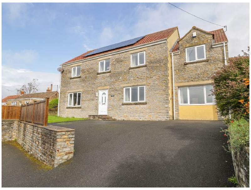 Kings Hill View a holiday cottage rental for 8 in Shepton Mallet, 