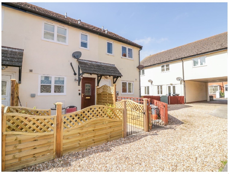 5 Malting Court a holiday cottage rental for 3 in Dawlish, 
